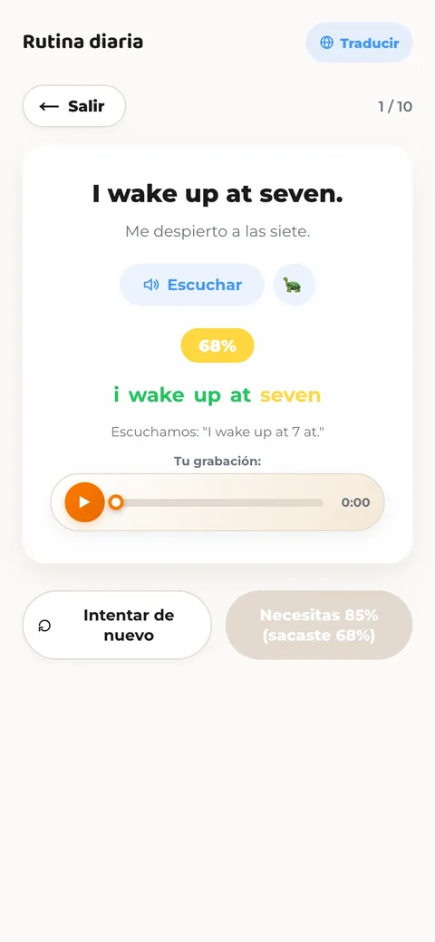 La app marca en amarillo la palabra mal pronunciada y muestra lo que escuchó